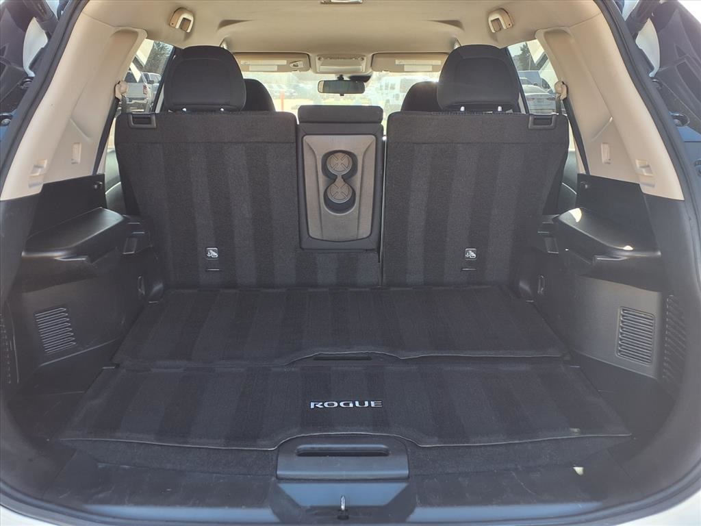 2020 Nissan Rogue SV White at Martin Chrysler Dodge Jeep Ram