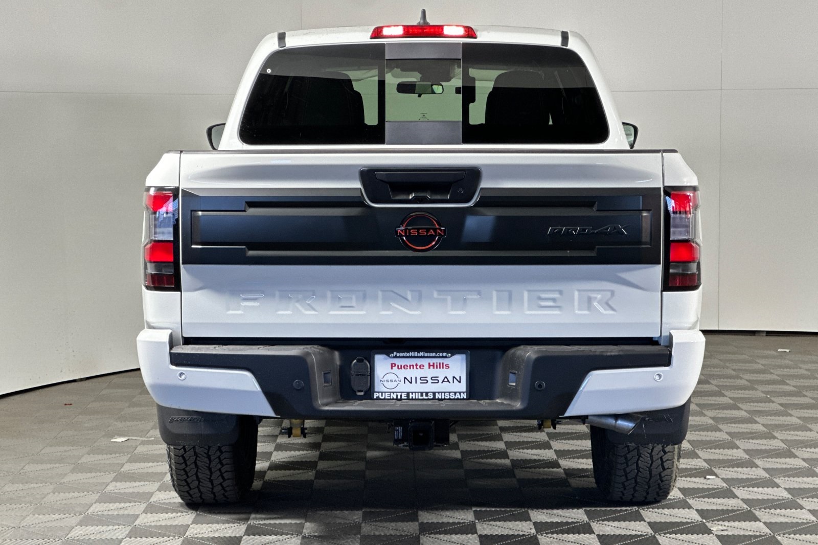 2026 Nissan Frontier PRO-4X photo 3