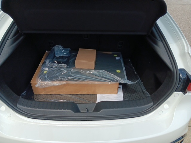 White 2025 MAZDA MAZDA3 for sale in South Bend, IN Photo 9