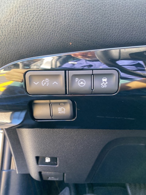 Used Car 2018 Toyota Prius  Three For Sale Under $20,000 In San Antonio, Texas