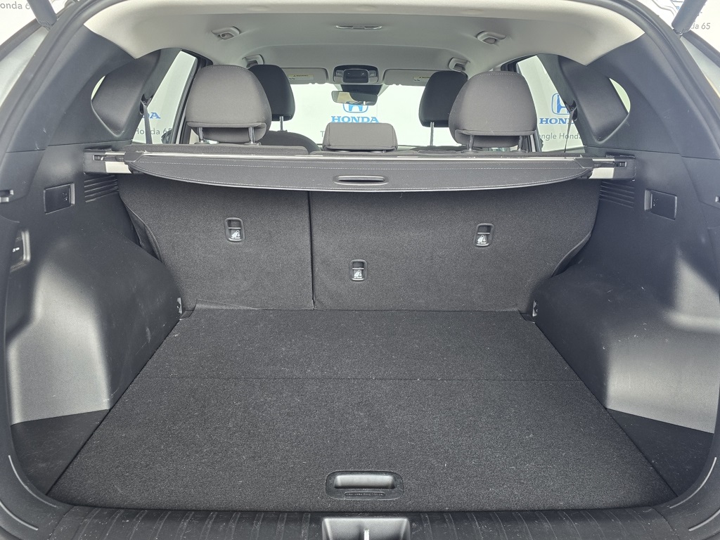 Thumbnail: 2022 Hyundai Tucson - 25