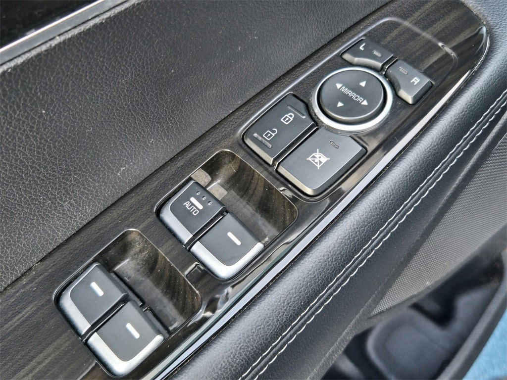 2020 Kia Sorento L Silver at DeMontrond Automotive Group