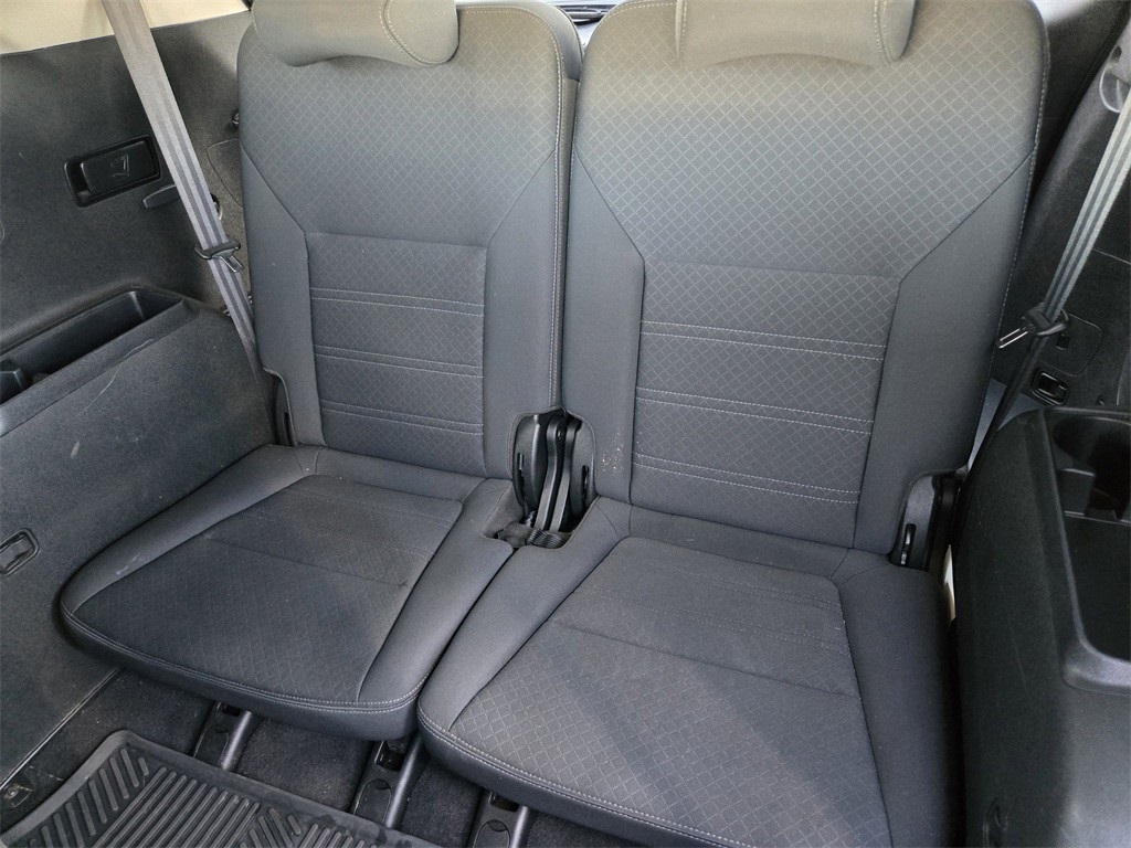 2020 Kia Sorento L Silver at DeMontrond Automotive Group