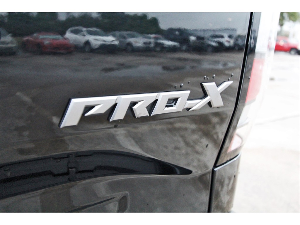 2022 Nissan Frontier PRO-X Black at Central Houston Nissan