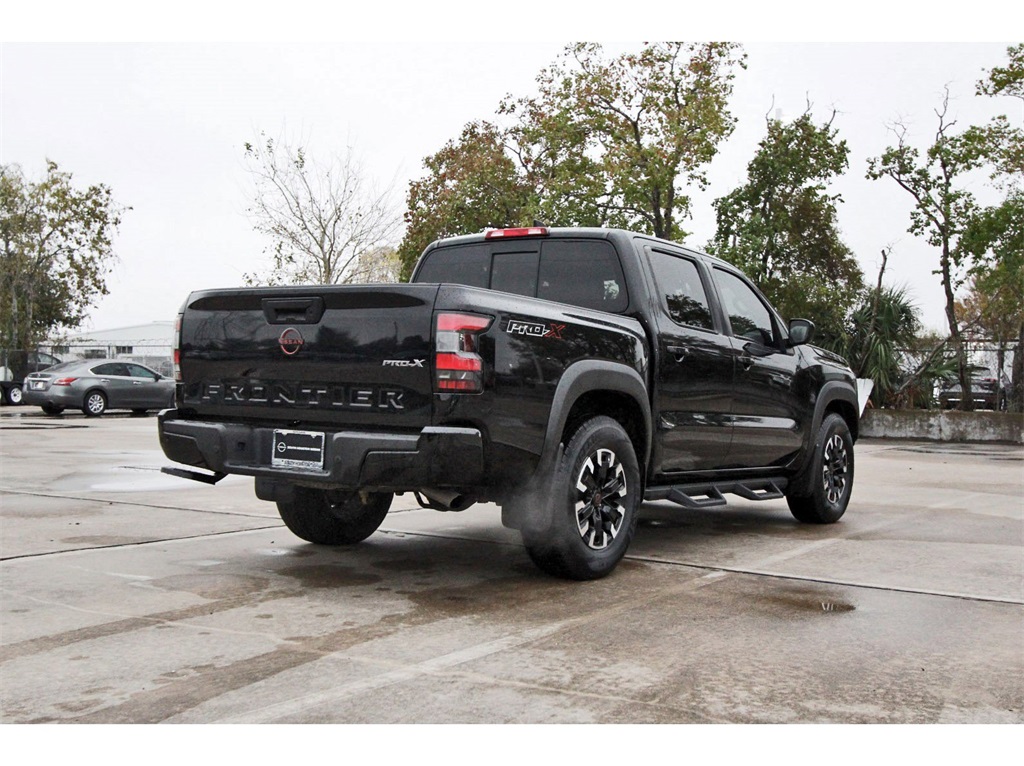2022 Nissan Frontier PRO-X Black at Central Houston Nissan