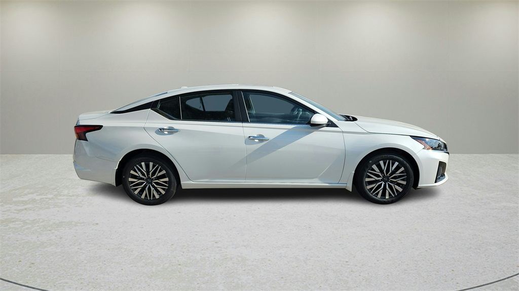 2025 Nissan Altima