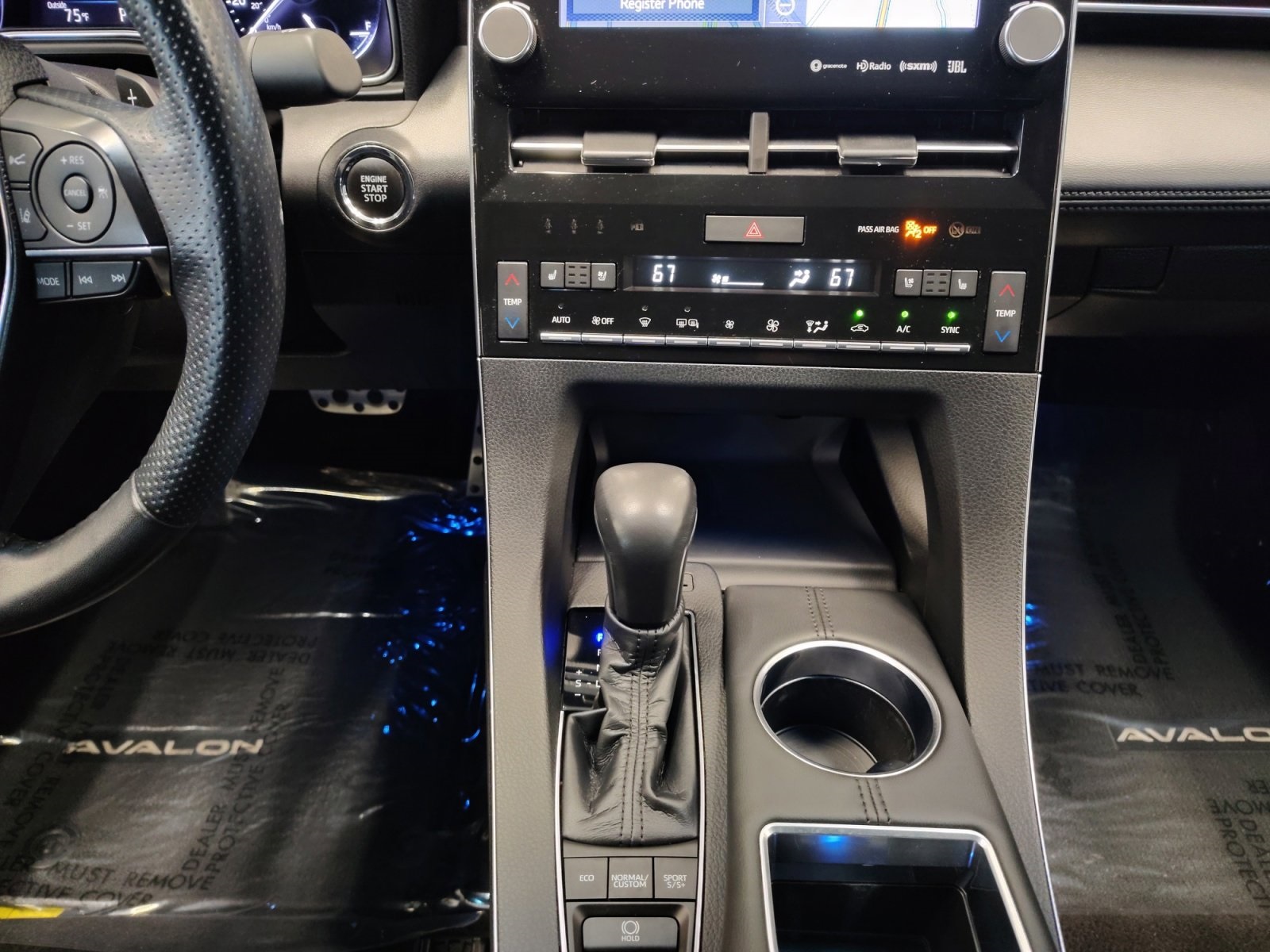 Used Car 2019 Toyota Avalon  Touring For Sale Under $30,000 In San Antonio, Texas