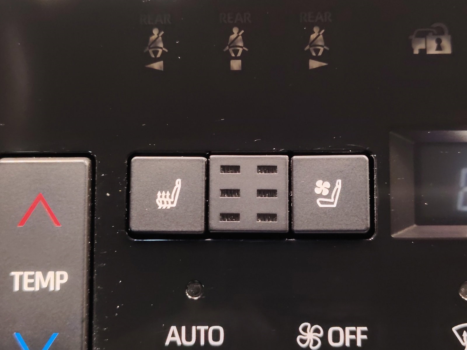 Used Car 2019 Toyota Avalon  Touring For Sale Under $30,000 In San Antonio, Texas