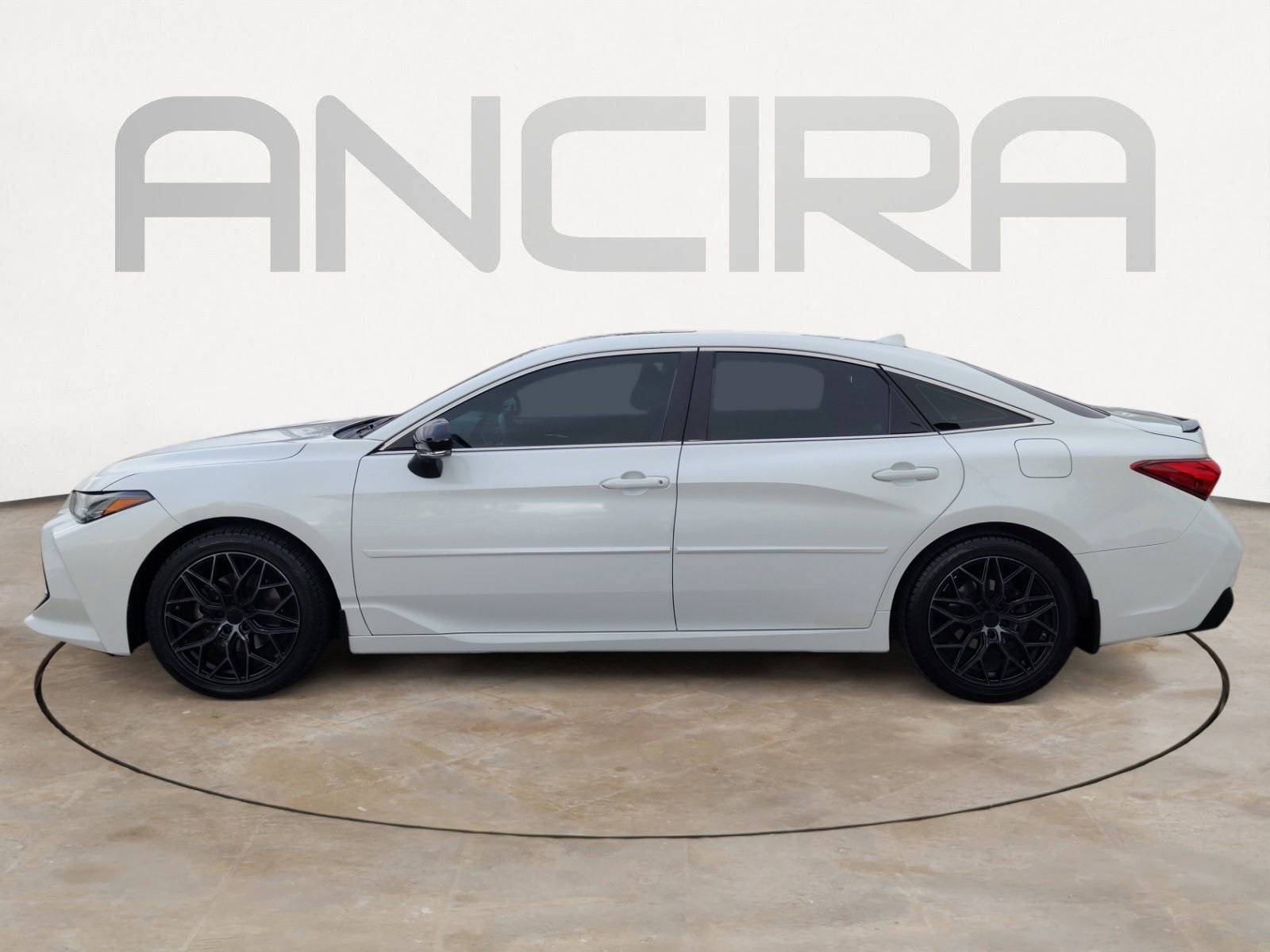 Used Car 2019 Toyota Avalon  Touring For Sale Under $30,000 In San Antonio, Texas