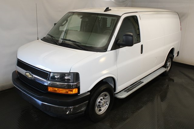2024 Chevrolet Express Cargo 2500 RWD