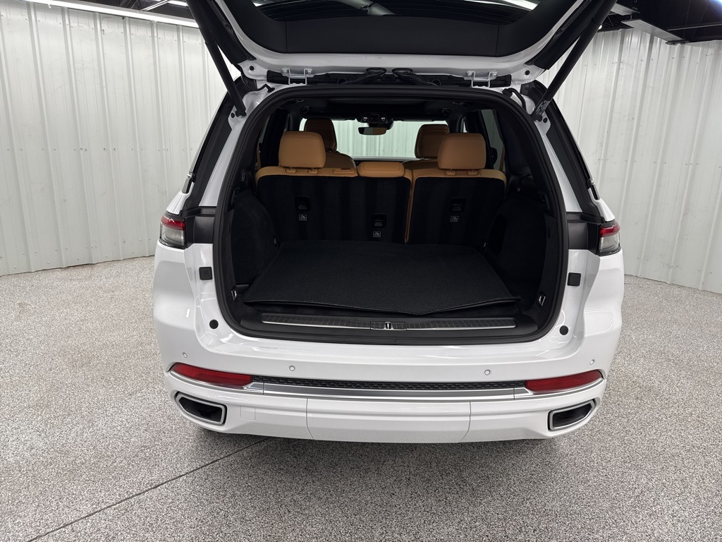 2025 Jeep Grand Cherokee Summit - 8