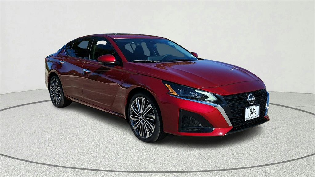 2025 Nissan Altima