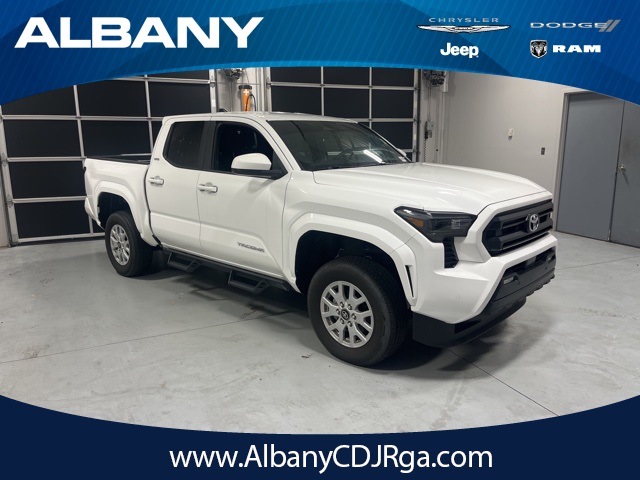 2024 Toyota Tacoma SR5 Double Cab 4WD