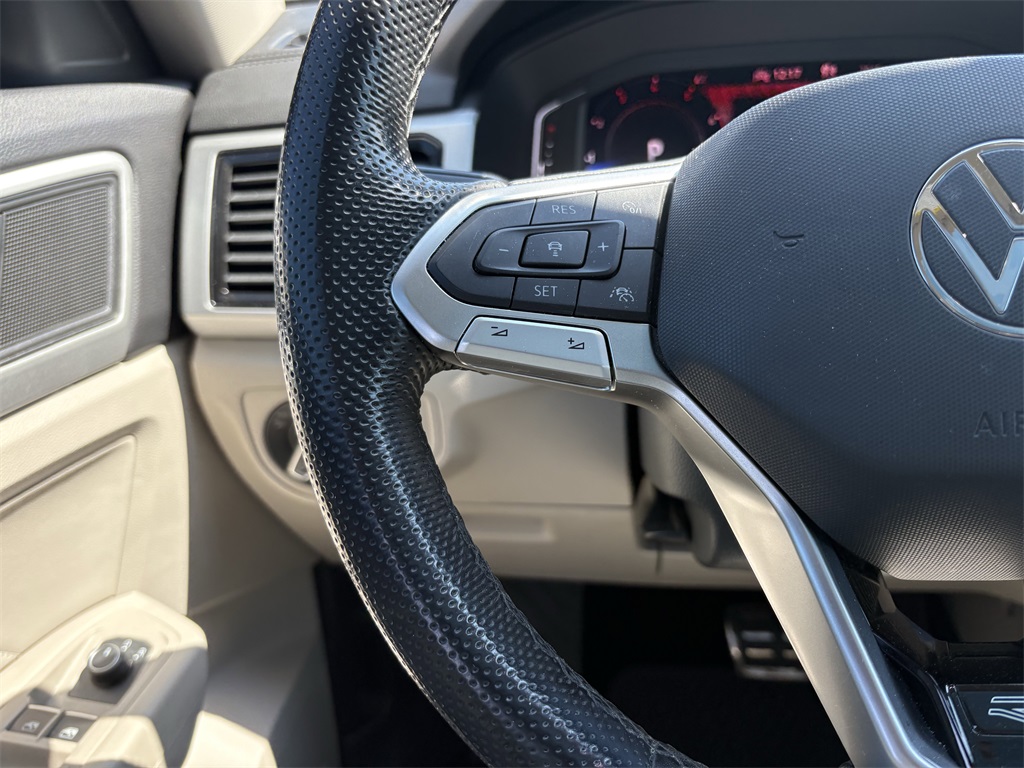 2022 Volkswagen Atlas 3.6L V6 SEL R-Line Black at Westside Lexus
