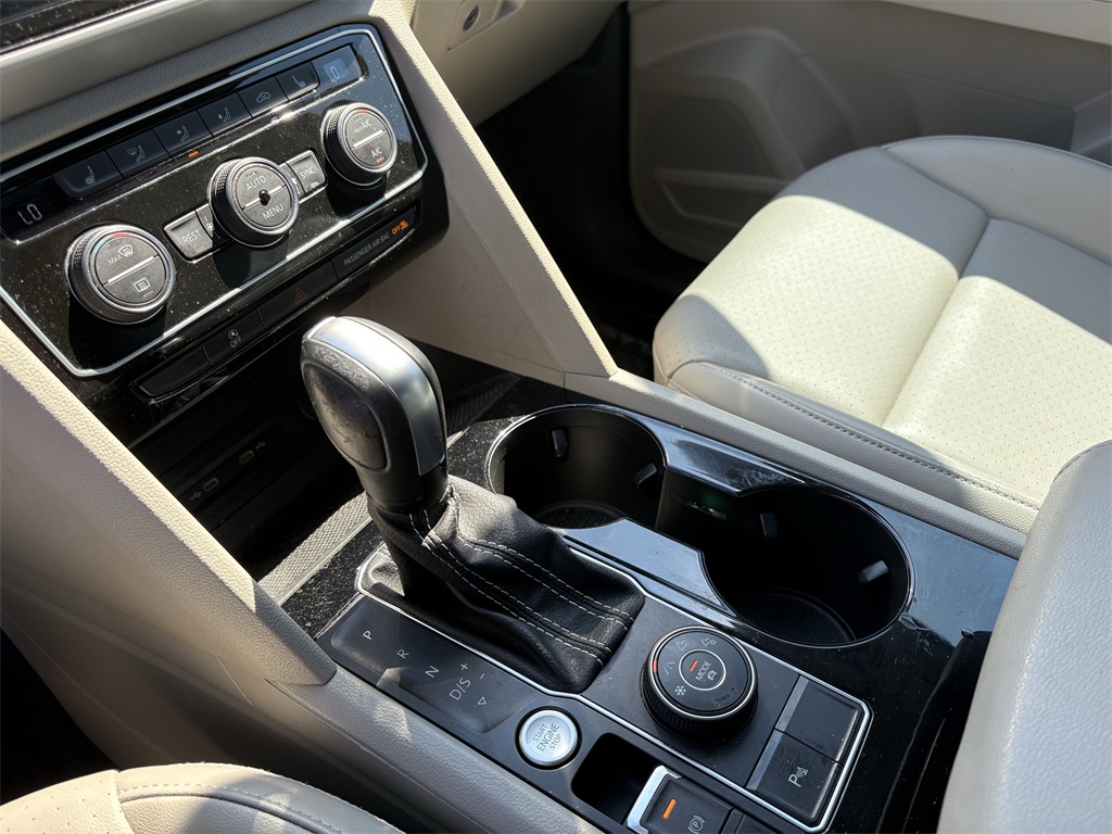 2022 Volkswagen Atlas 3.6L V6 SEL R-Line Black at Westside Lexus