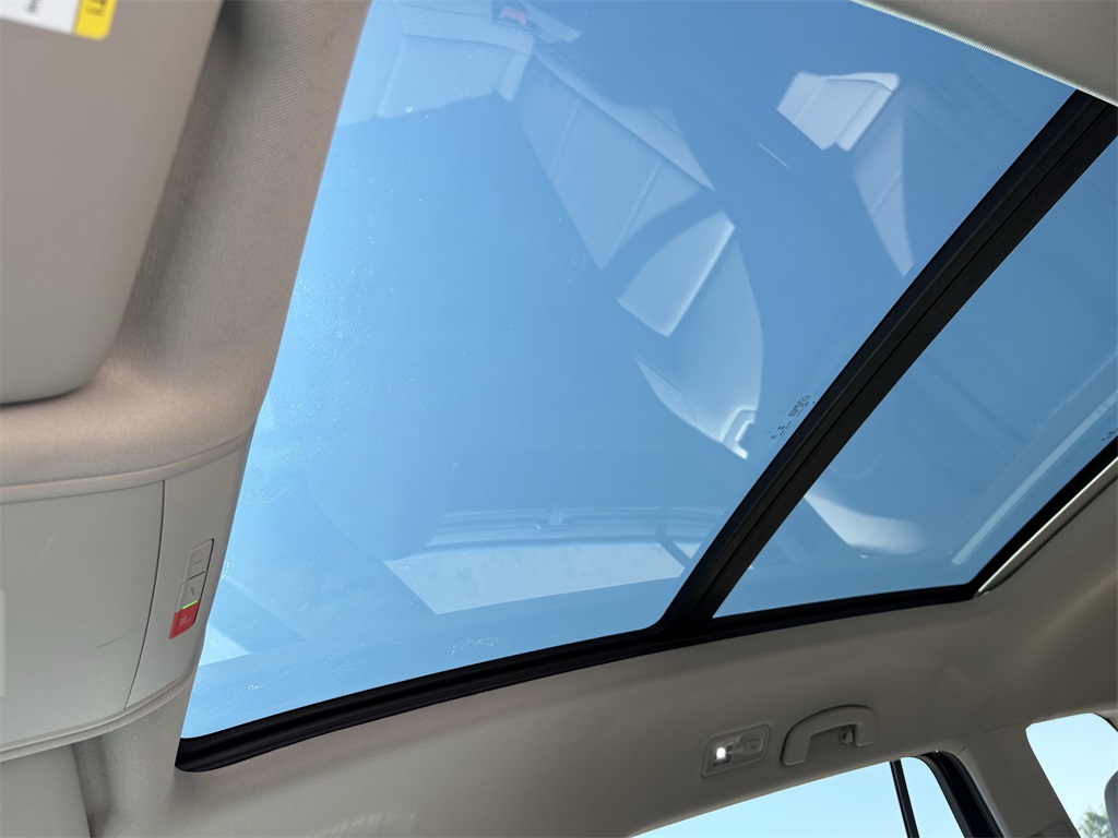 2022 Volkswagen Atlas 3.6L V6 SEL R-Line Black at Westside Lexus