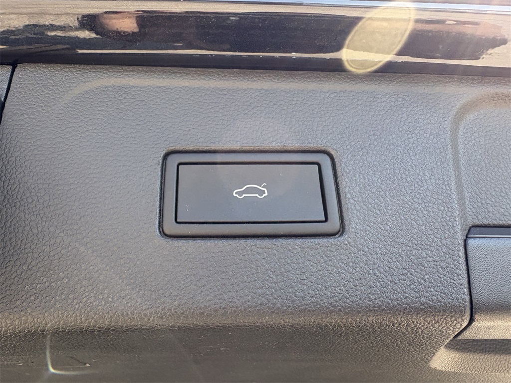 2022 Volkswagen Atlas 3.6L V6 SEL R-Line Black at Westside Lexus