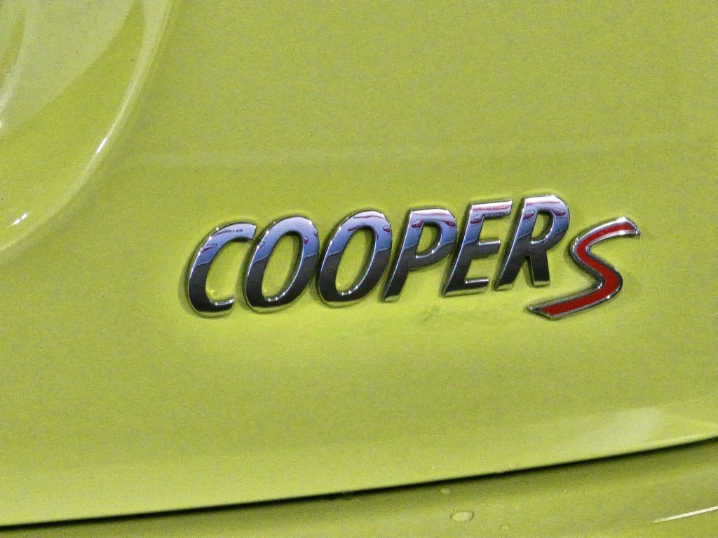 Thumbnail: 2023 MINI Cooper - 11