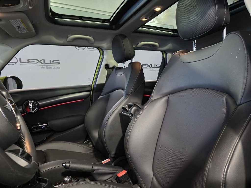 Thumbnail: 2023 MINI Cooper - 15