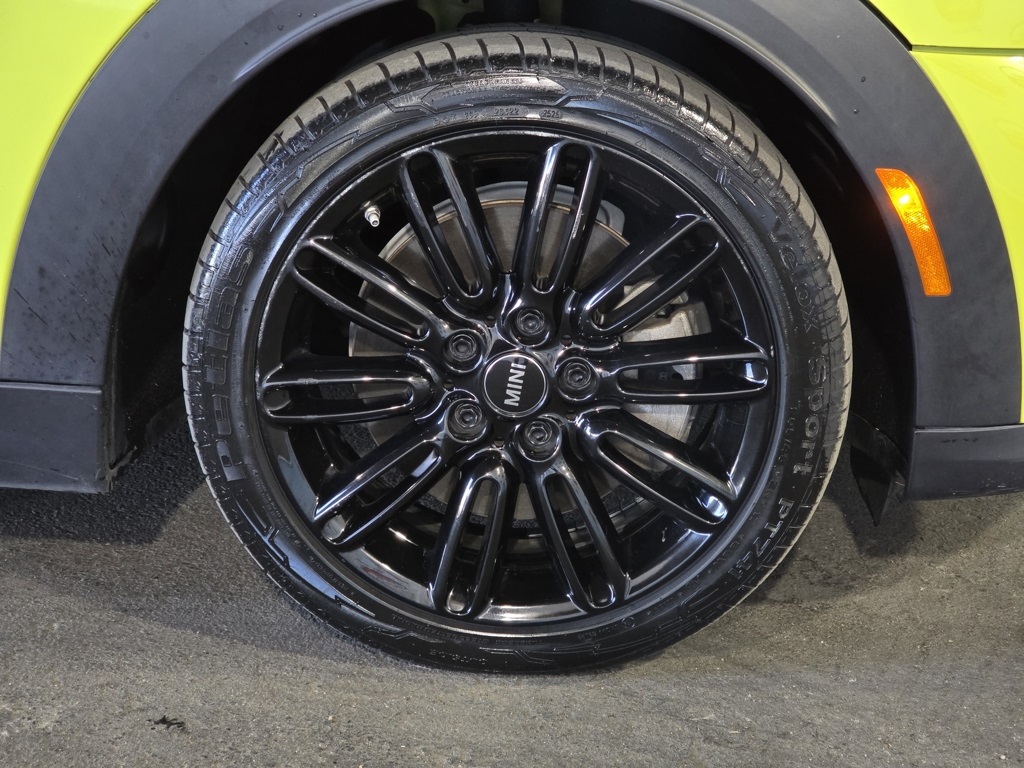 Thumbnail: 2023 MINI Cooper - 4