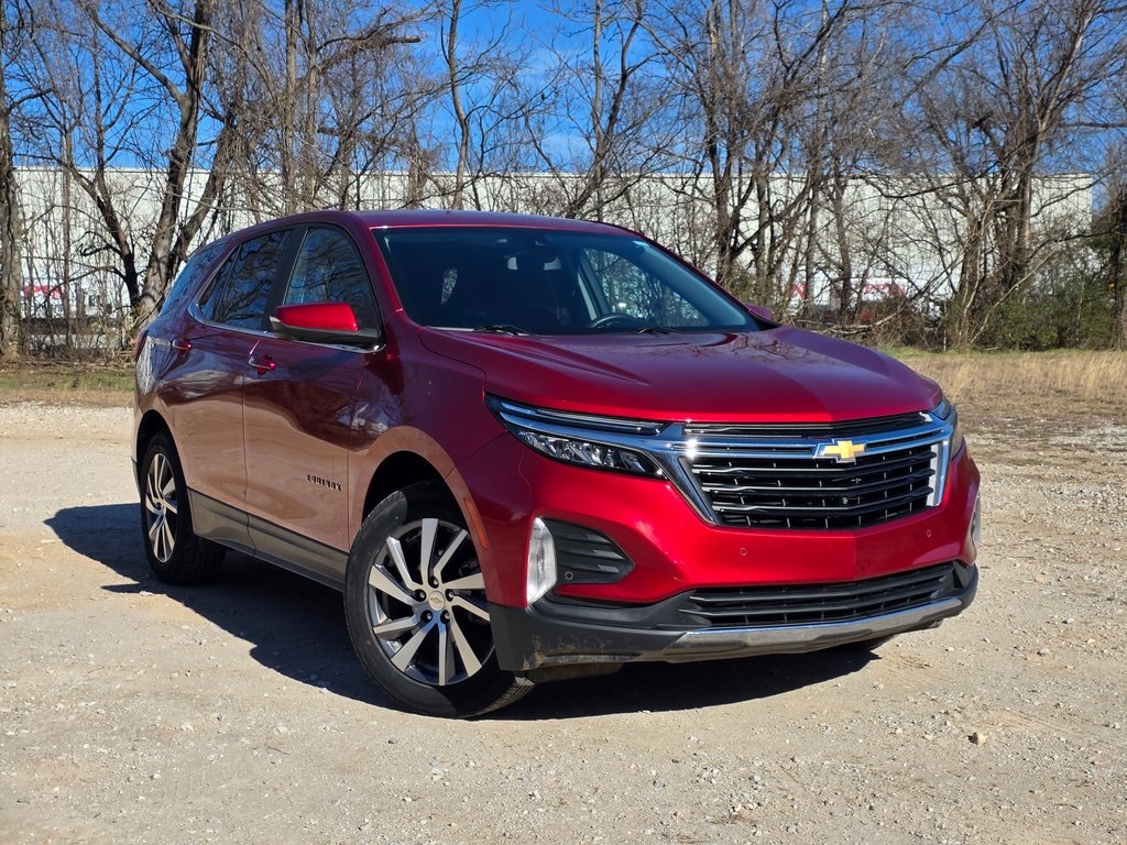 2022 Chevrolet Equinox LT FWD with 1LT