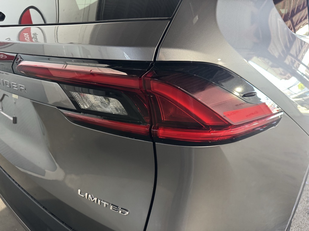 Thumbnail: 2026 Toyota Grand Highlander - 18