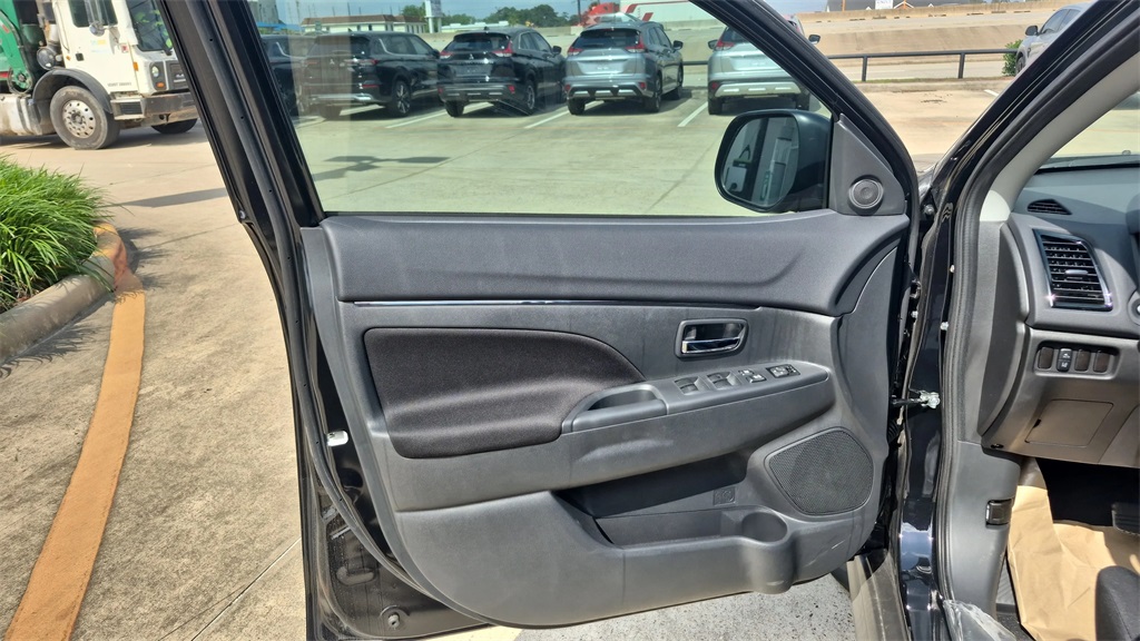 2025 Mitsubishi Outlander Sport 2.0 LE Black at North Houston Mitsubishi