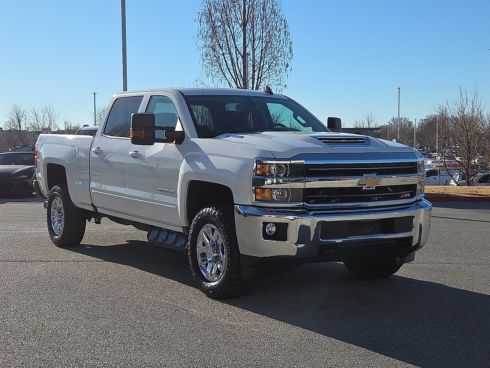 2018 Chevrolet Silverado 2500HD LT Crew Cab 4WD