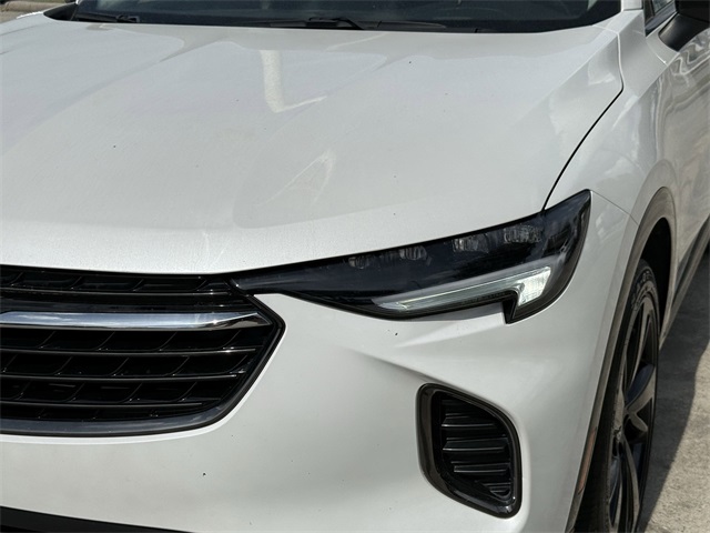 2023 Buick Envision Preferred White at Community Kia