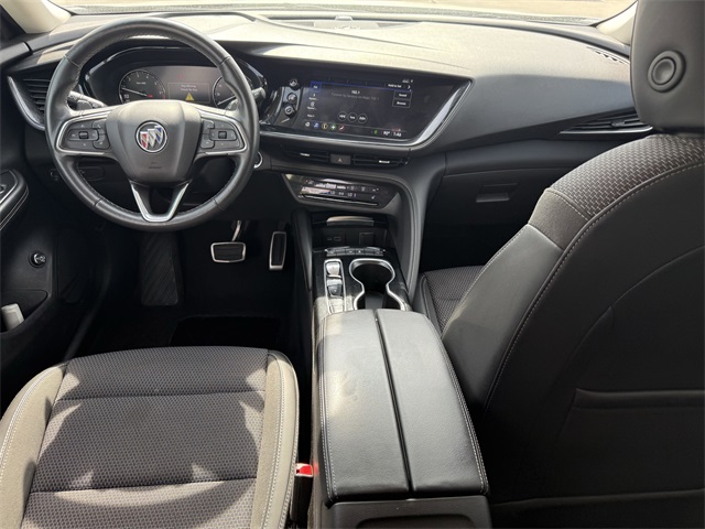 2023 Buick Envision Preferred White at Community Kia