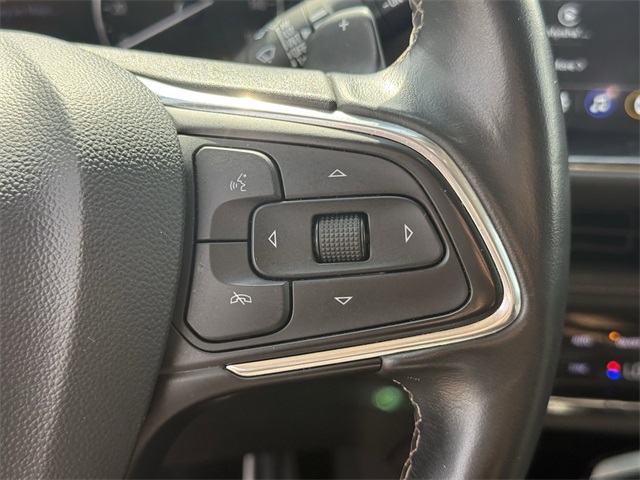 2023 Buick Envision Preferred White at Community Kia