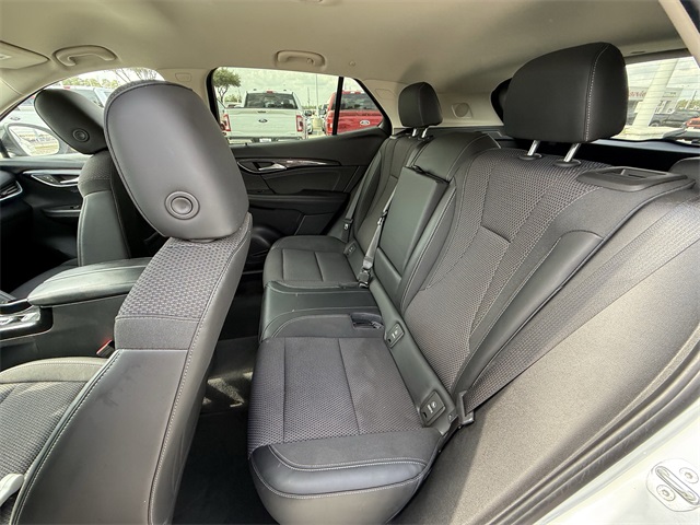 2023 Buick Envision Preferred White at Community Kia