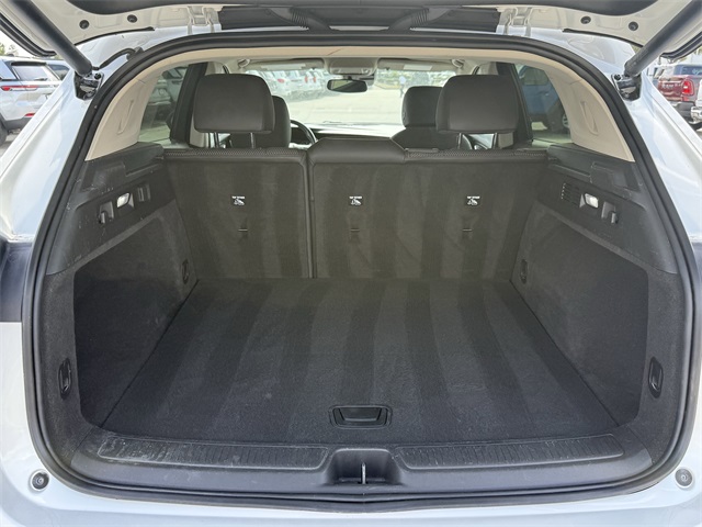 2023 Buick Envision Preferred White at Community Kia