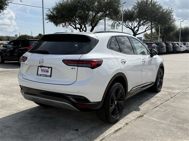 2023 Buick Envision Preferred White at Community Kia