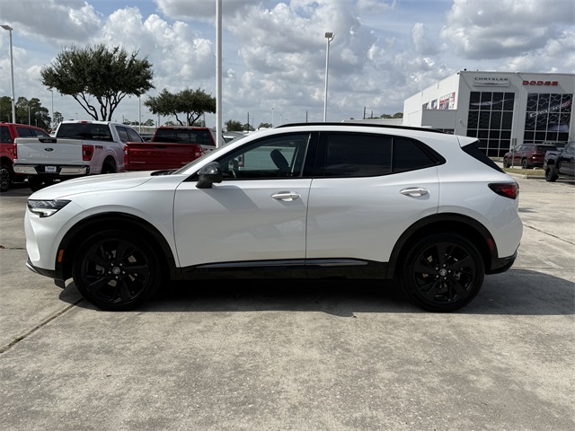 2023 Buick Envision Preferred White at Community Kia