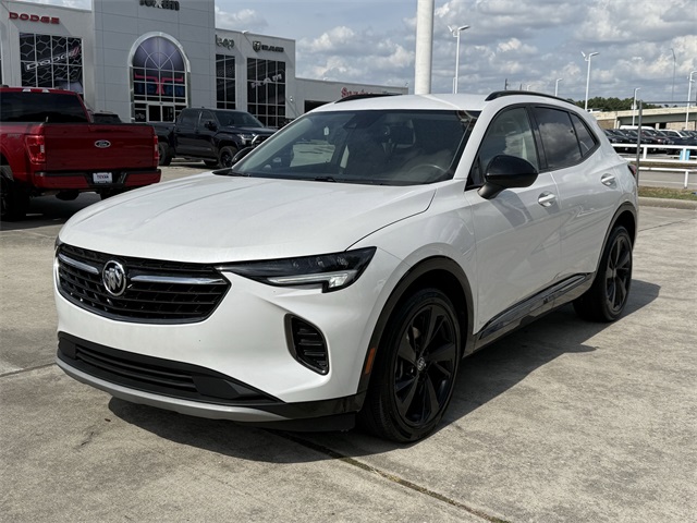 2023 Buick Envision Preferred White at Community Kia