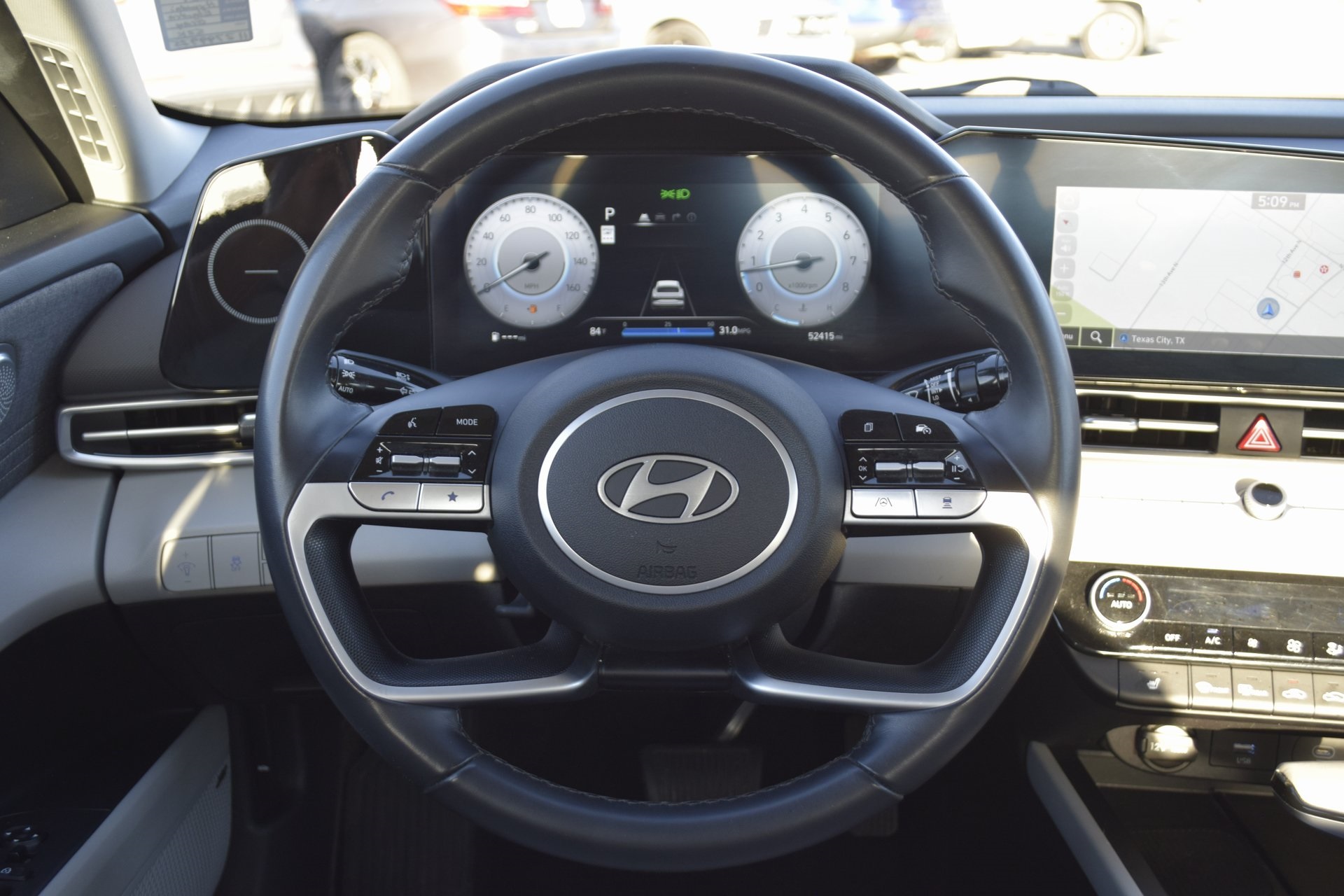 2024 Hyundai Elantra Limited - 11