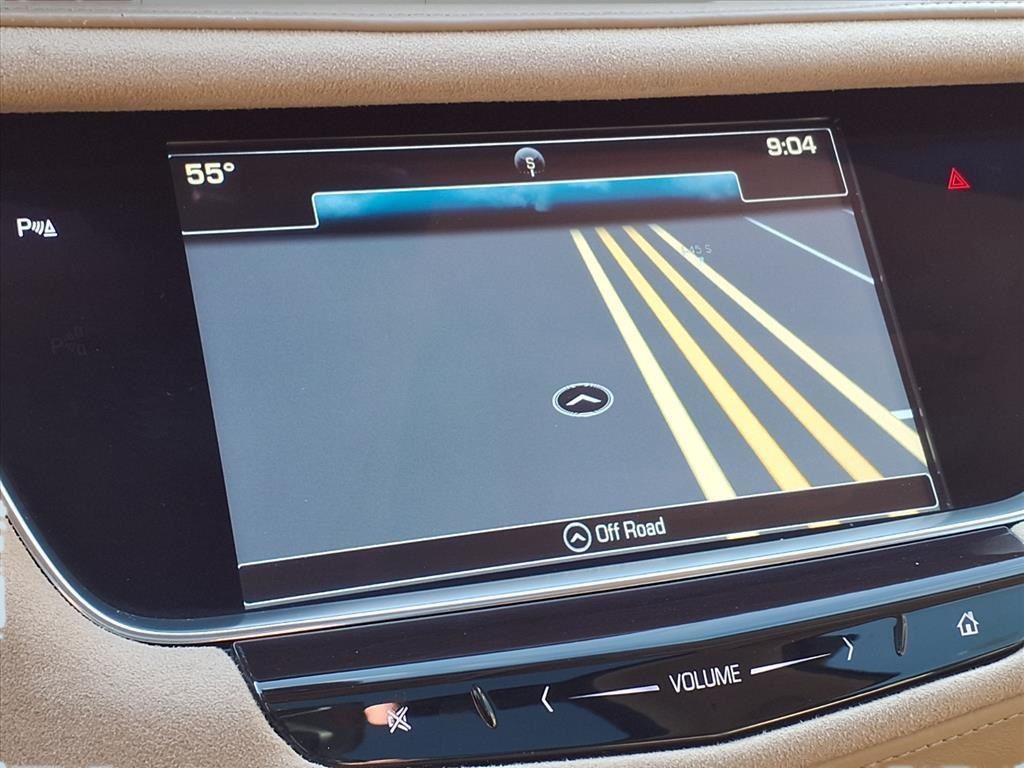 2017 Cadillac XT5 Platinum White at Bayshore Chrysler Jeep Dodge Ram