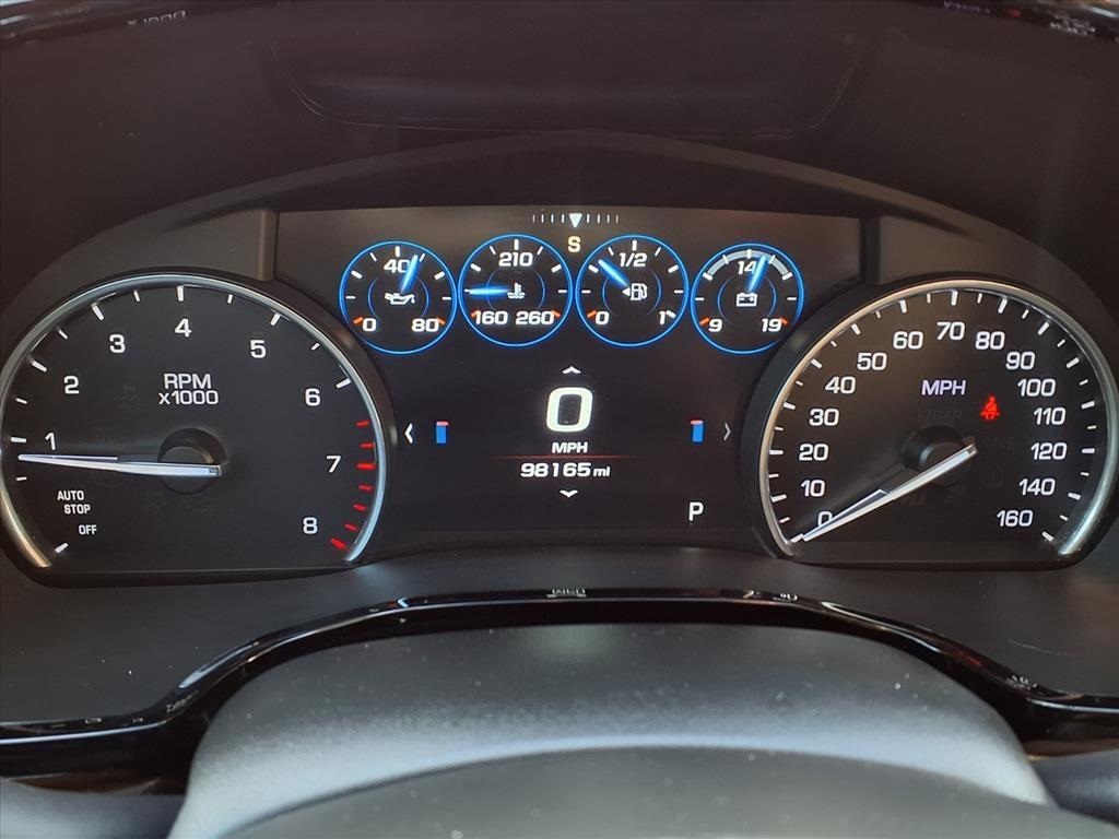 2017 Cadillac XT5 Platinum White at Bayshore Chrysler Jeep Dodge Ram