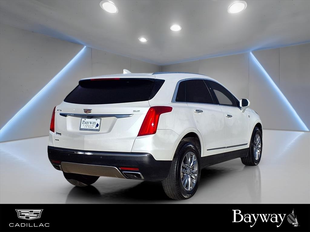 2017 Cadillac XT5 Platinum White at Bayshore Chrysler Jeep Dodge Ram