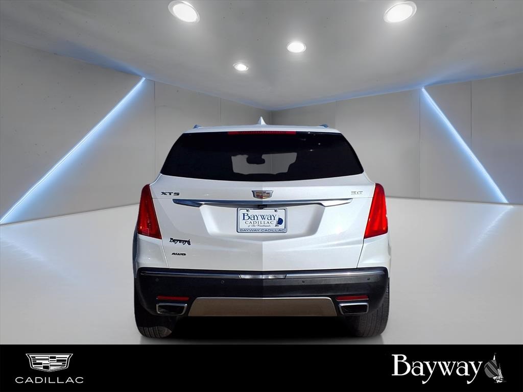 2017 Cadillac XT5 Platinum White at Bayshore Chrysler Jeep Dodge Ram