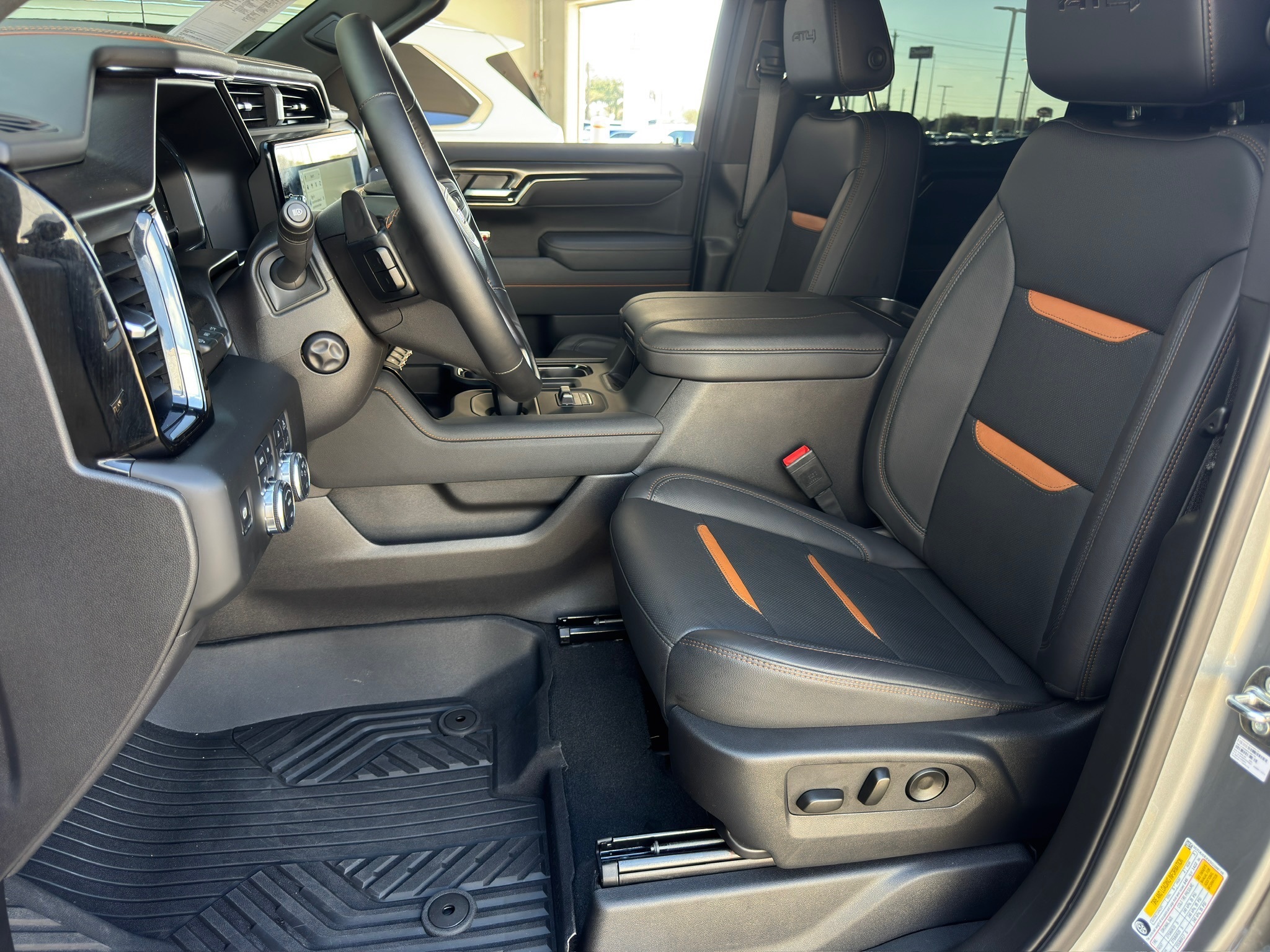 2025 GMC Sierra 1500 AT4 - 11