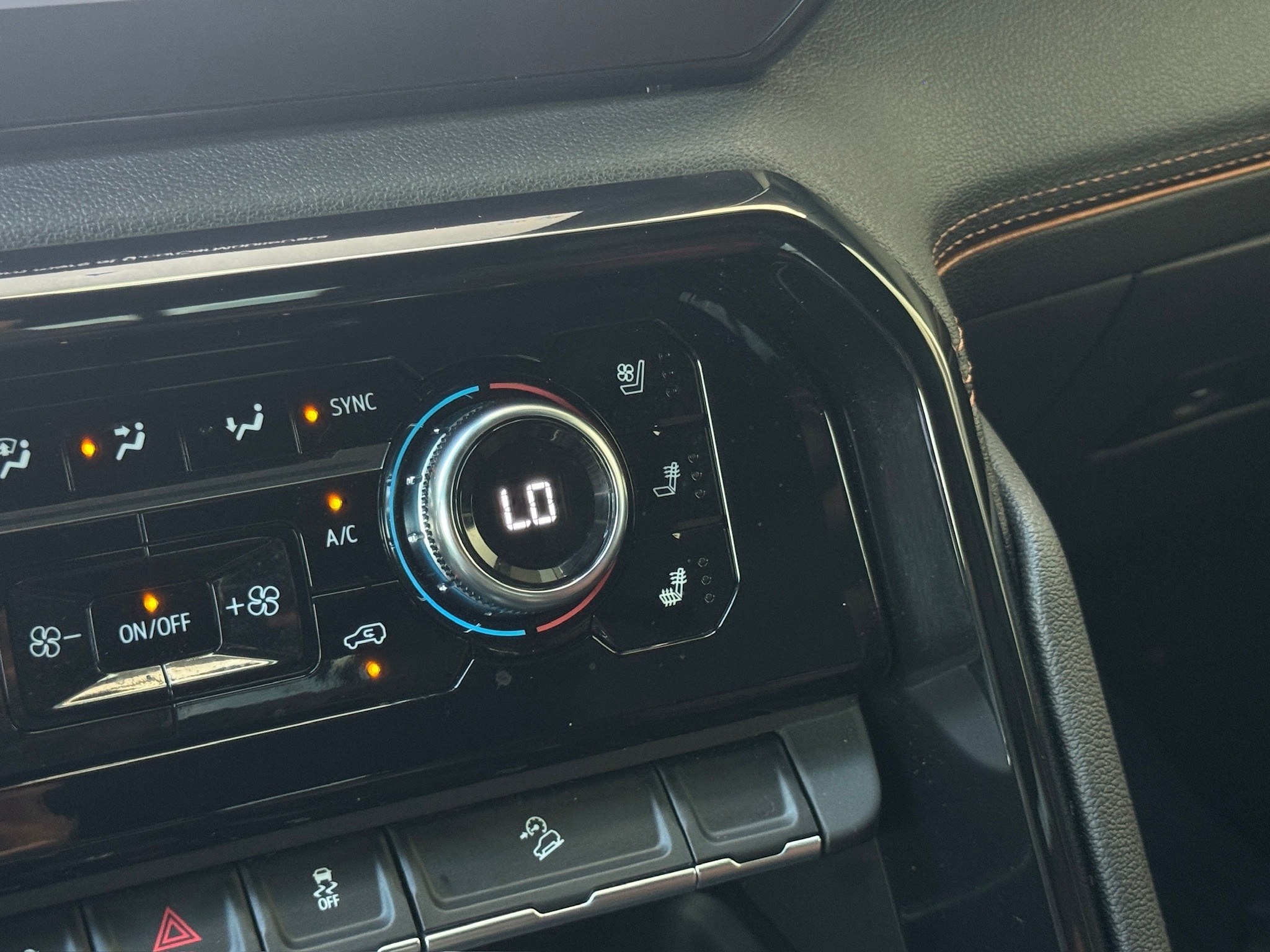 2025 GMC Sierra 1500 AT4 - 7