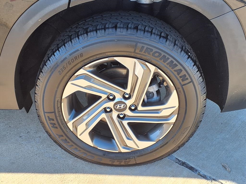 2023 Hyundai Santa Fe SEL Black at Community Honda