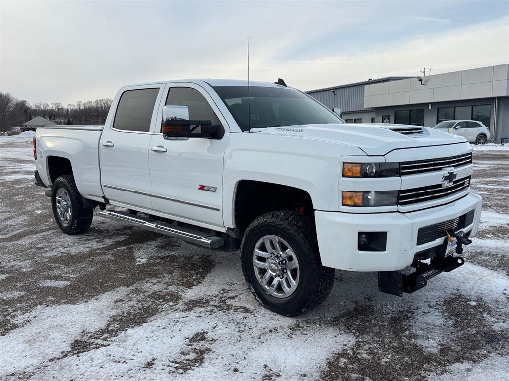 2017 Chevrolet Silverado 3500HD LTZ Crew Cab 4WD