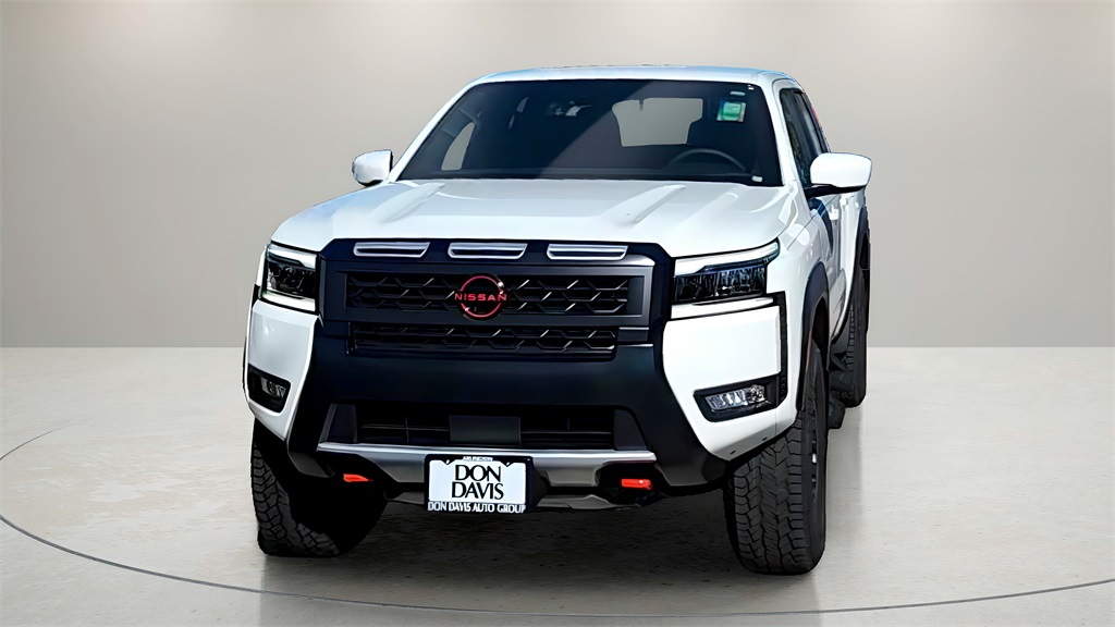 2025 Nissan Frontier