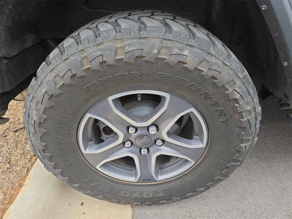 Used 2019 Jeep Wrangler For Sale in Farmington, AR