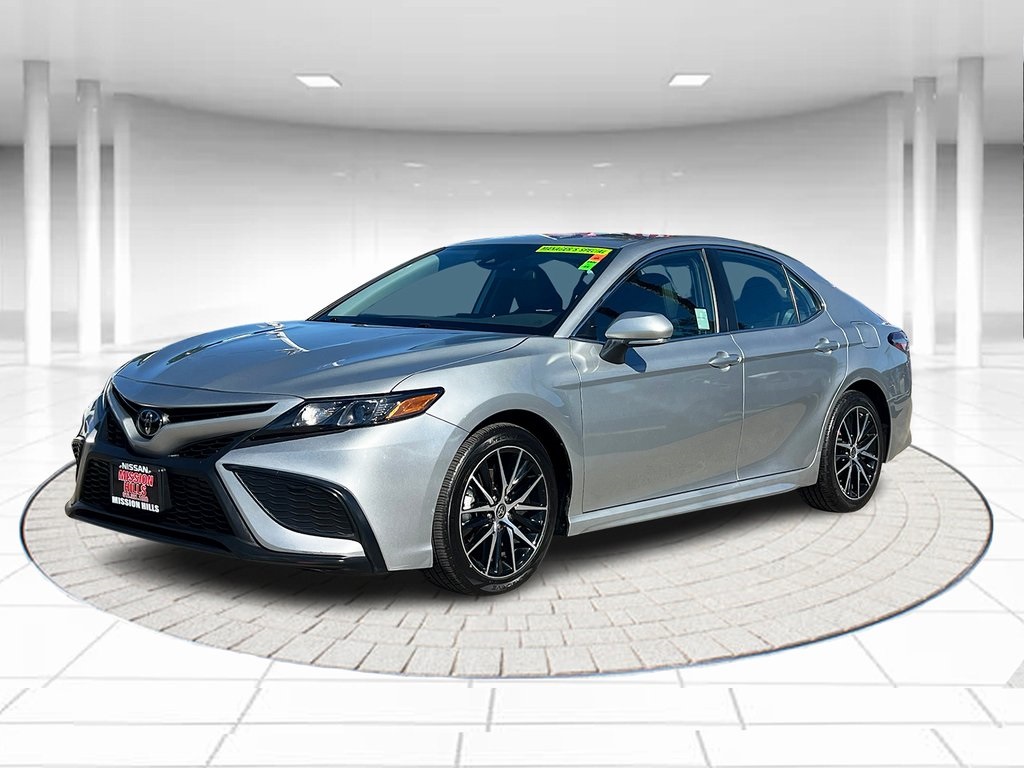 2023 Toyota Camry SE Nightshade