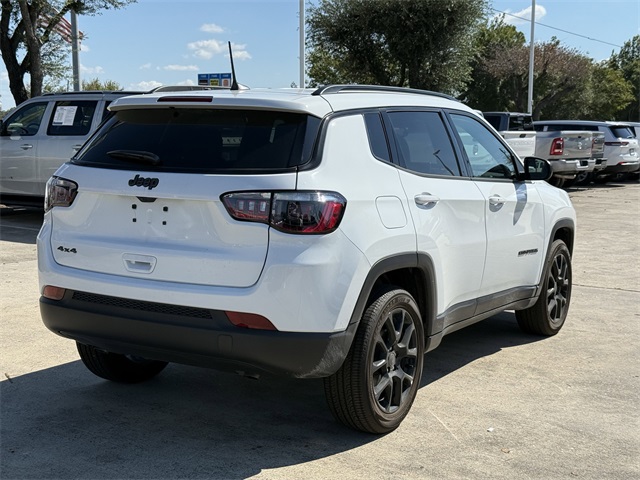 2025 Jeep Compass Latitude White at Texan Dodge Chrysler Jeep Ram