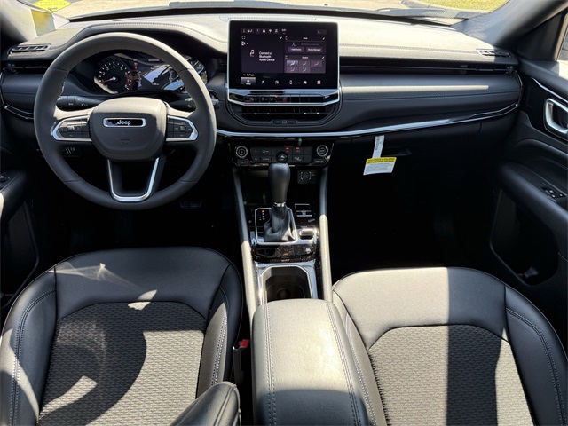 2025 Jeep Compass Latitude White at Texan Dodge Chrysler Jeep Ram